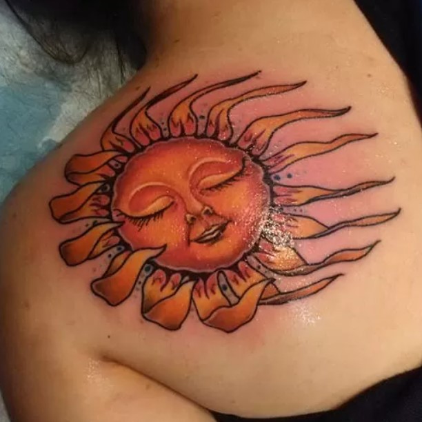 Ý nghĩa hình xăm mặt trời  Owl Ink Studio  Xăm Hình Nghệ Thuật